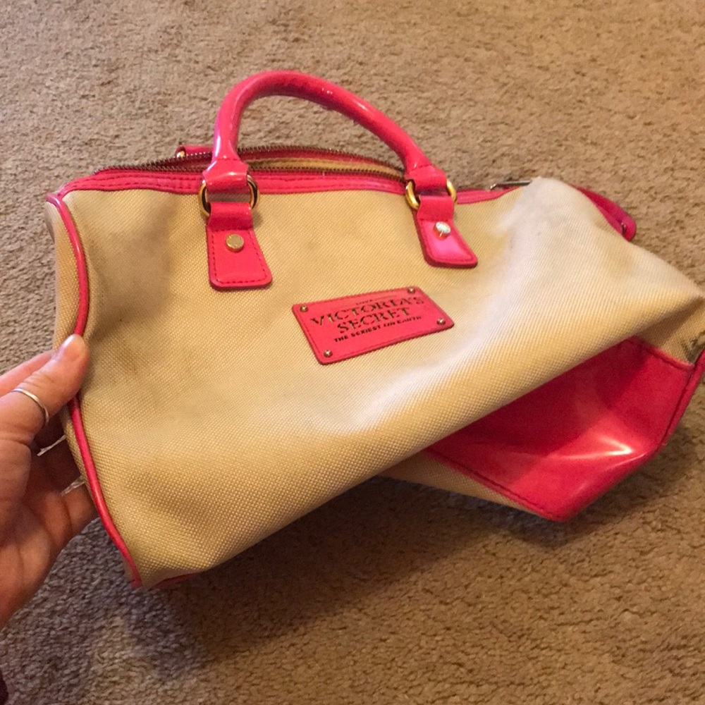 Pink VS makeup/ bathroom bag